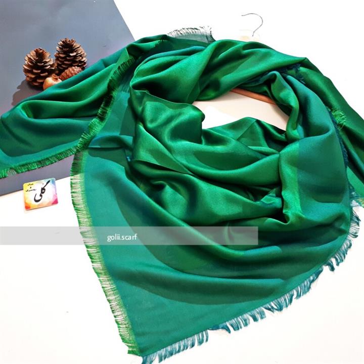 روسری بامبو  قواره 140 دور ریش 4فصل دورو ایستایی نسبتا خوبی داره